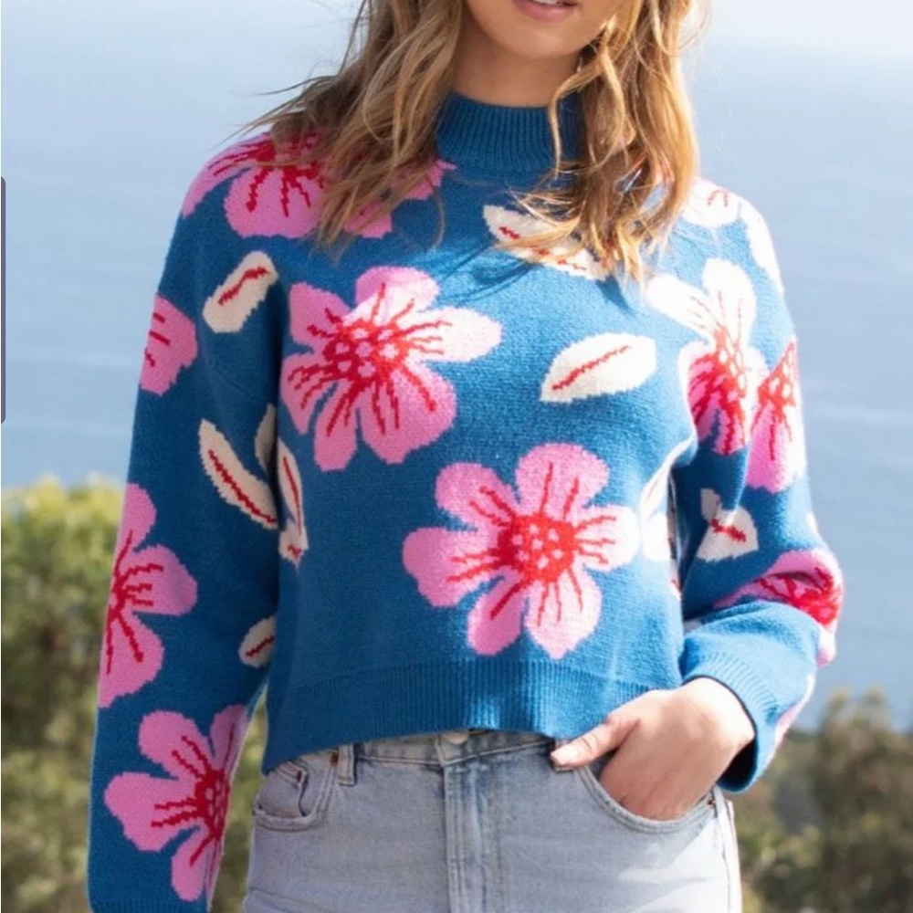 THML Sweater NWT - Picture 2 of 13